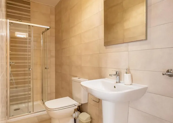 3br With Terrace - Sleep 6 By Quicktrips Daire