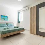 3br With Terrace - Sleep 6 By Quicktrips * St. Paul's Bay